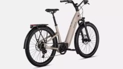 Specialized Turbo Como 5.0 -Trek-myymälä 90422 33 COMO 50 SND BLKREFL RDSQ