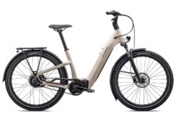 Specialized Turbo Como 3.0 IGH -Trek-myymälä 90422 63 como 30 igh snd blkrefl hero