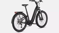 Specialized Turbo Como 3.0 -Trek-myymälä 90422 70 COMO 30 CSTBLK SILREFL RDSQ