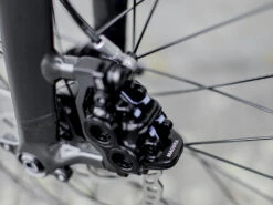 Trek Allant+ 8S (2023) -Trek-myymälä AllantPlus8S 21 30255 B Alt10