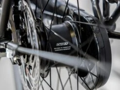 Trek District+ 3 (2023) -Trek-myymälä DistrictPlus3 23 36795 A Alt6