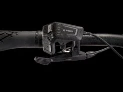 Trek Powerfly FS 4 Equipped Gen 3 (2023) -Trek-myymälä PowerflyFS4Equipped 23 37007 B Alt4