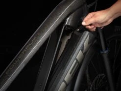 Trek Powerfly 7 Equipped (2022) -Trek-myymälä PowerflySport7EQ 22 35445 A Alt2