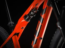 Trek Supercaliber 9.6 (2023) -Trek-myymälä Supercaliber96 22 35151 B Alt1