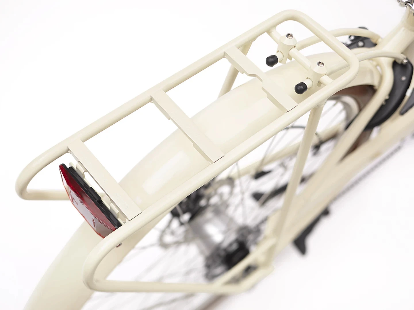 Electra Townie Commute Go! 5i EQ Step-Thru (2023) 11 Electra Townie Commute Go! 5i EQ Step-Thru (2023) - Image 9